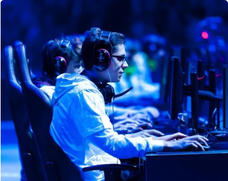 লাইভ ই-স্পোর্টস